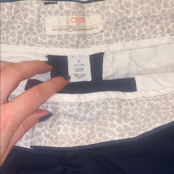 Dark Navy J. Crew shorts lightweight chino - Picture 2 of 3